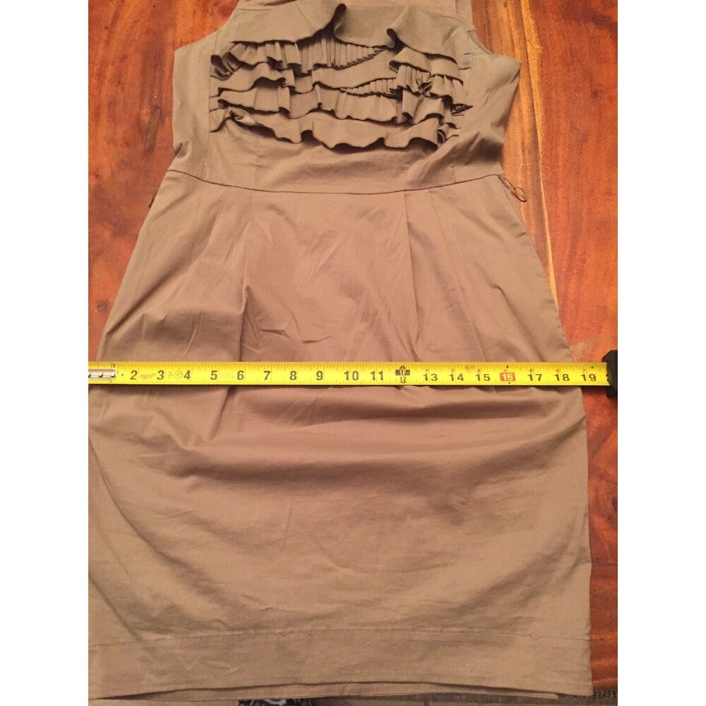 BCBG MAXAZRIA Sleeveless mocha Sheath Ruffle Tiered Dress size 6 B317 - Picture 12 of 12
